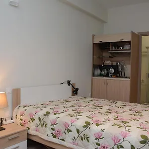 Ελέγξτε τη διαθεσιμότητα